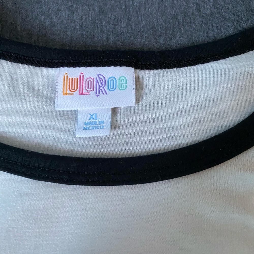 LulaRoe Randy Shirt - Picture 3 of 3